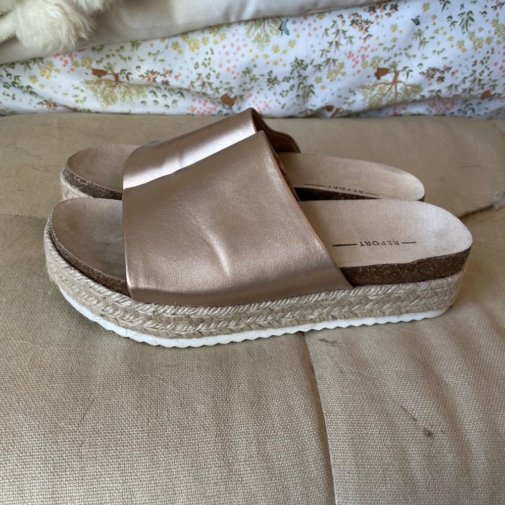 Platform sandals